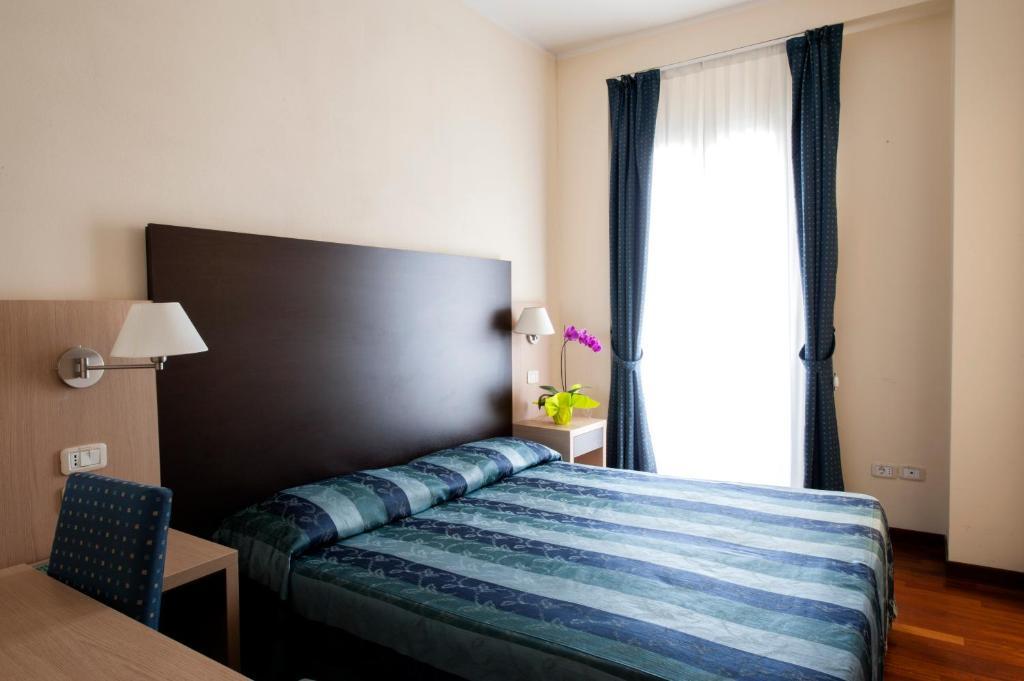 Hotel Royal Пезаро Номер фото