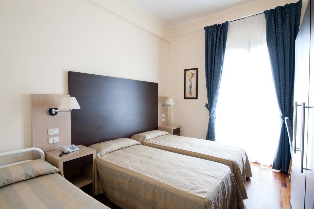 Hotel Royal Пезаро Номер фото