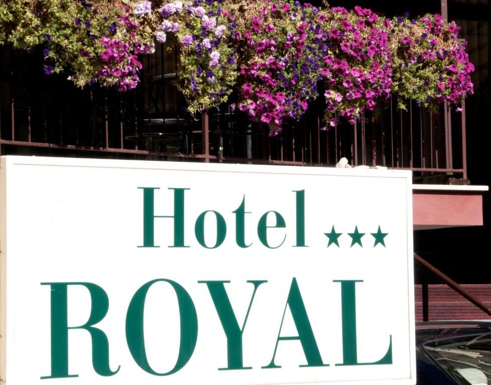 Hotel Royal Пезаро Екстер'єр фото